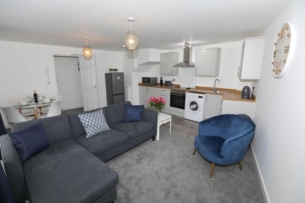 Exmouth - Apartment 1, Strand House - Modern 2 Bedroom Apartment, Perfect Location For Access To Beach & Town Centre - Sleeps 4 Guests - No Parking - Hosted By Rentmyhouse Экстерьер фото